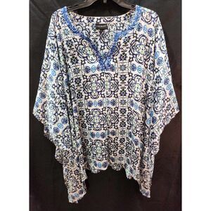 Lane Bryant Kantan/Poncho, Blue & White Beautiful Flowing Design, Size 22/24